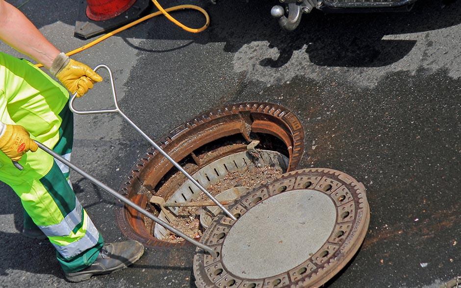 prix intervention débouchage canalisation Suresnes